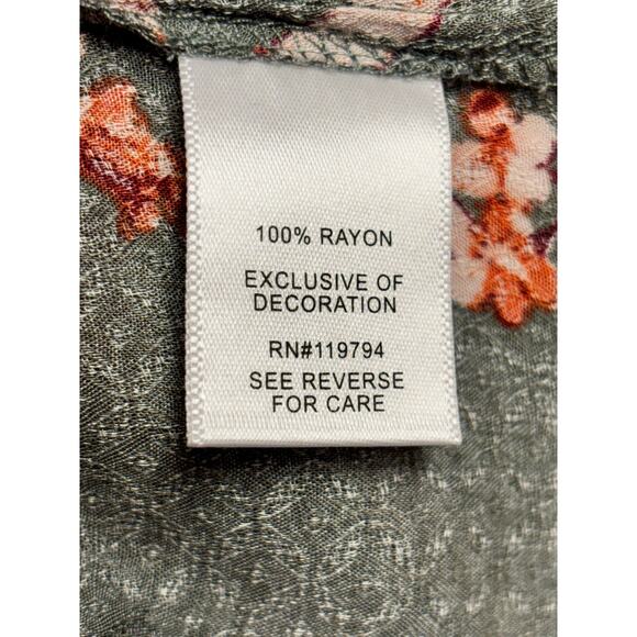 Live & Let Live Green Floral Top Size XS - Picture 6 of 7